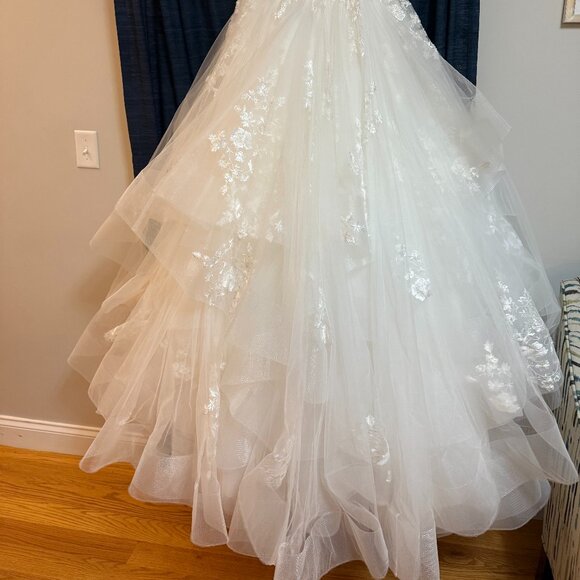 Martina Liana Wedding Dress, ML1105 - Picture 5 of 10